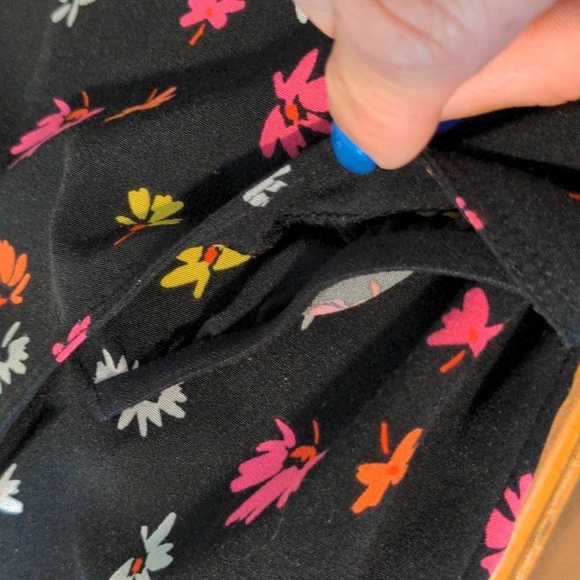 CHEROKEE INFINITY floral stretch scrub top Sz M - Picture 9 of 11